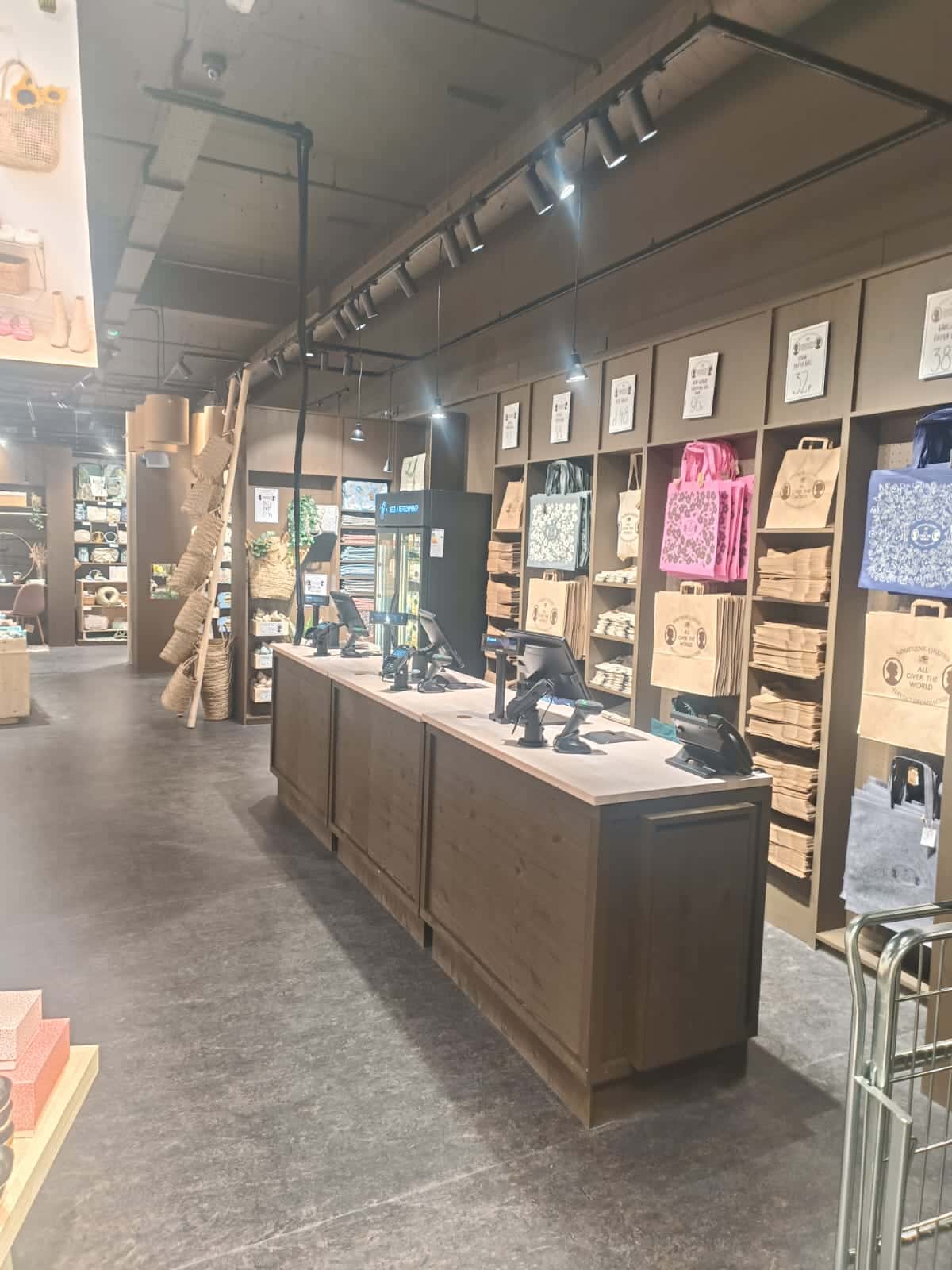 Creating Functional & Vibrant Spaces With Our Shop Fitting 5 94 18.9.24 Shop Fit Newcastle 13